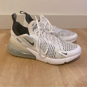 Nike Women's Air Max 270 Shoes